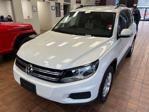 2016 Volkswagen Tiguan S