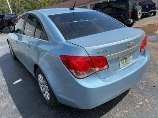 2011 Chevrolet Cruze LS
