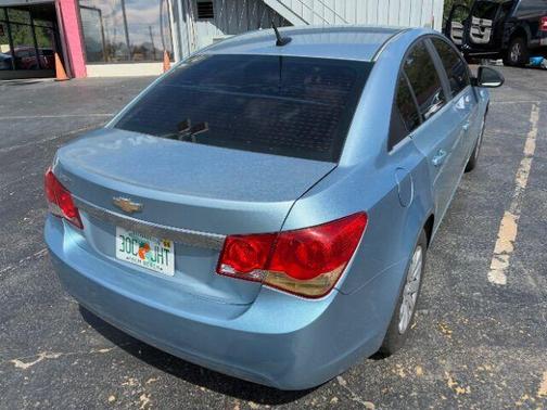 2011 Chevrolet Cruze LS