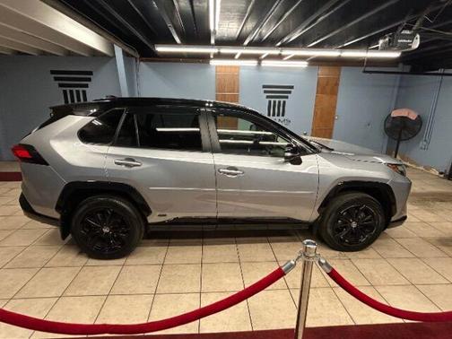 2022 Toyota RAV4 Hybrid XSE