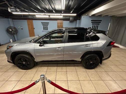 2022 Toyota RAV4 Hybrid XSE
