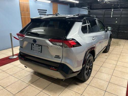 2022 Toyota RAV4 Hybrid XSE