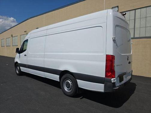 2023 Mercedes-Benz Sprinter 2500 HIGH ROOF 4-CYL HO