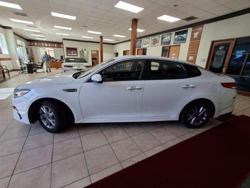 2019 Kia Optima S