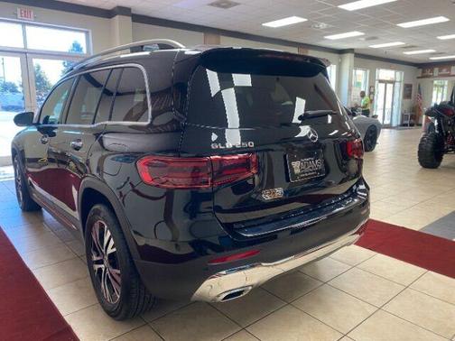2025 Mercedes-Benz GLB 250 Base