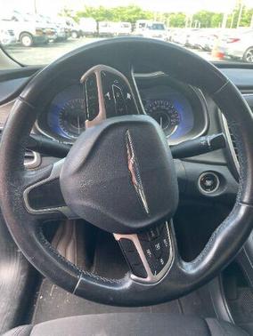 2017 Chrysler 200 LX