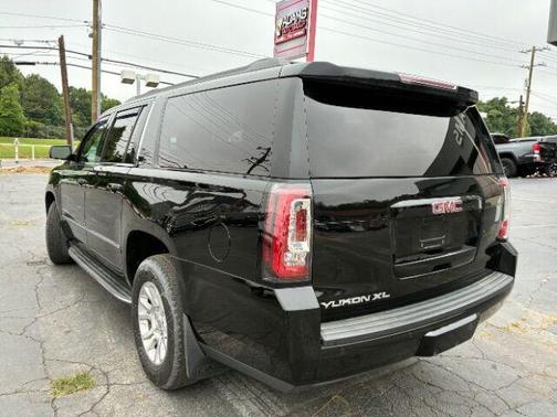 2016 GMC Yukon XL SLT