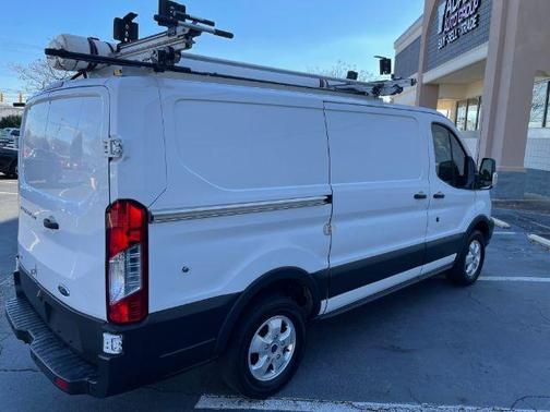 2018 Ford Transit-250 Base