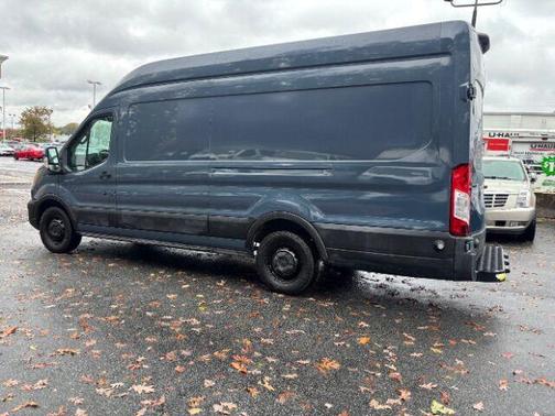 2020 Ford Transit-250 Base