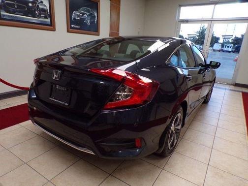 Photo 5 of 25 of 2020 Honda Civic LX
