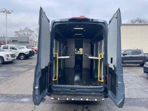 2021 Ford Transit-250 Base