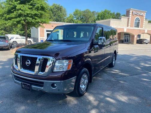 2013 Nissan NV Passenger NV3500 HD SL V8