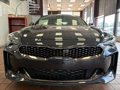 2022 Kia Stinger GT1