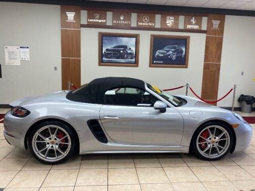 2017 Porsche 718 Boxster S