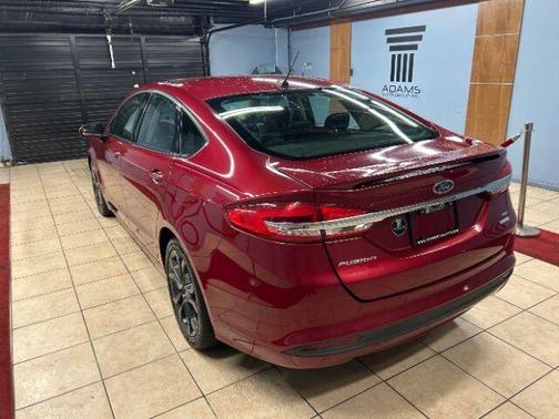 2018 Ford Fusion SE