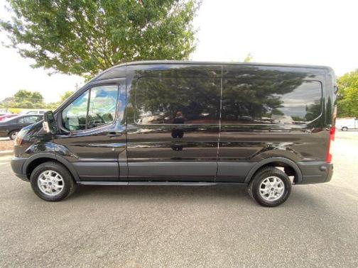2015 Ford Transit-250 148 WB Medium Roof Cargo