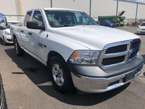 Photo 1 of 1 of 2017 RAM 1500 Tradesman/Express