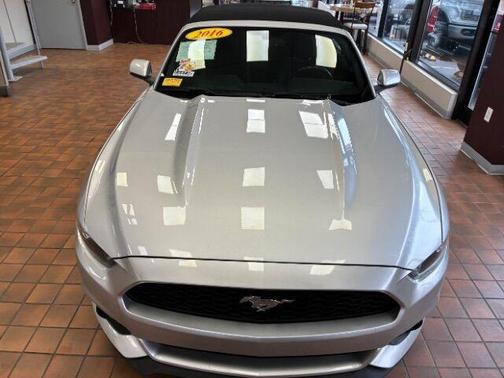 2016 Ford Mustang V6