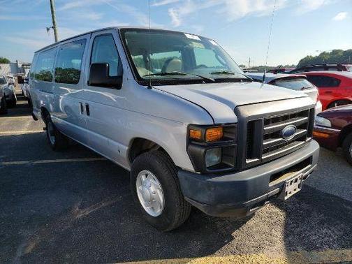 2008 Ford E350 Super Duty XLT