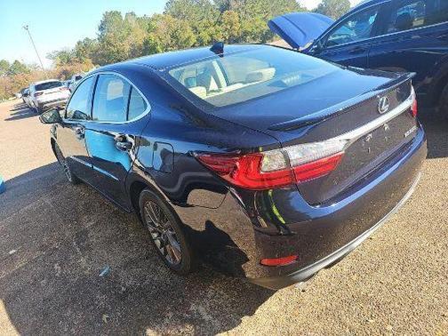 2018 Lexus ES 350 Base