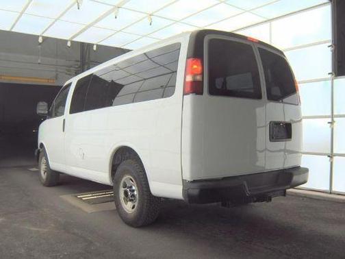 2010 Chevrolet Express 3500 LS