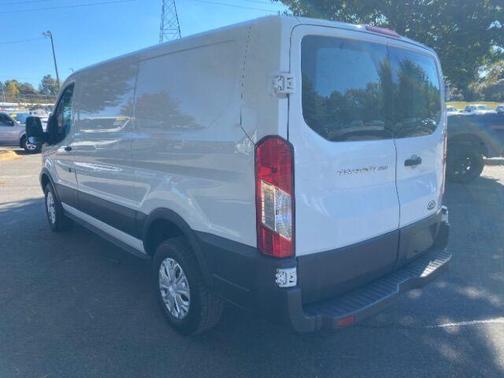 2015 Ford Transit-250 Base