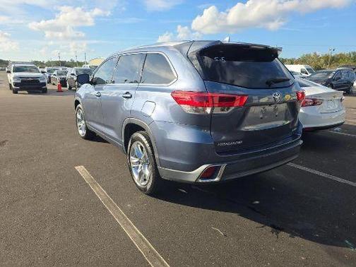 2018 Toyota Highlander Limited