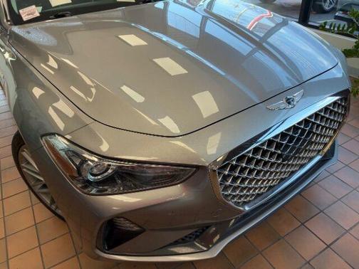 2021 Genesis G70 2.0T