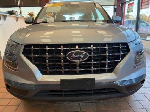 2021 Hyundai VENUE SEL