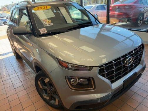 2021 Hyundai VENUE SEL