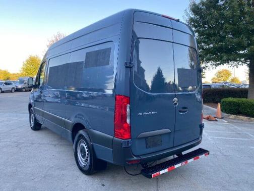 2019 Mercedes-Benz Sprinter 2500 Standard Roof