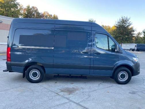 2019 Mercedes-Benz Sprinter 2500 Standard Roof