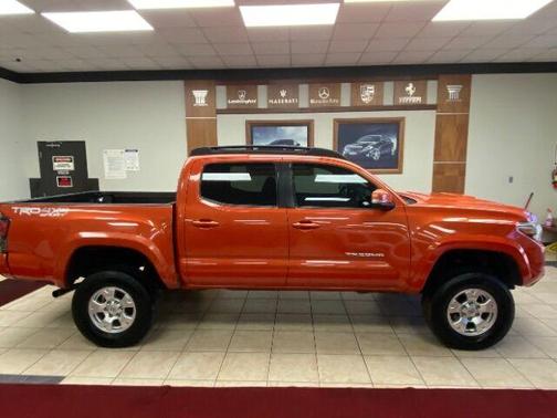 Barcelona Red Metallic 2018 Toyota Tacoma TRD Sport
