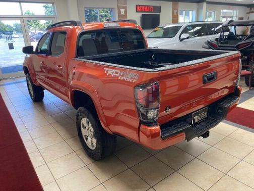Barcelona Red Metallic 2018 Toyota Tacoma TRD Sport