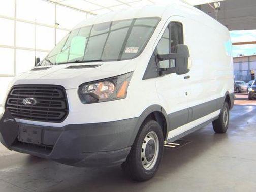 2018 Ford Transit-250 148 WB Medium Roof Cargo