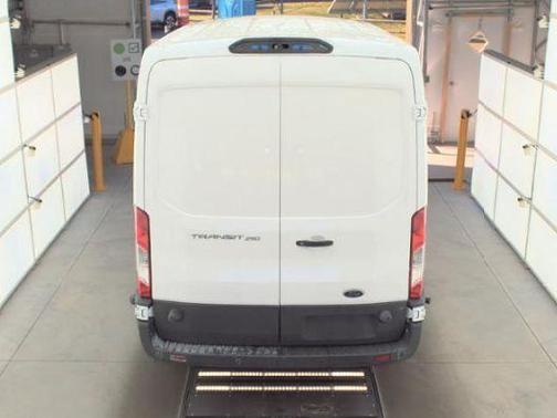 2018 Ford Transit-250 148 WB Medium Roof Cargo