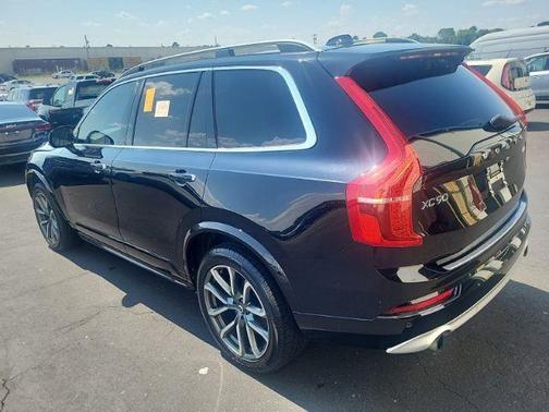 2019 Volvo XC90 T5 Momentum