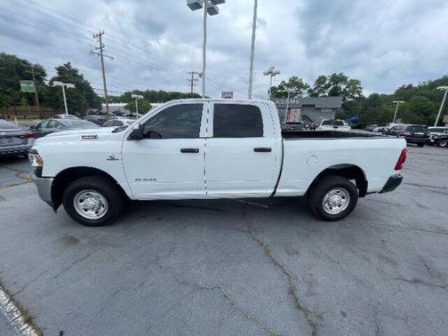Bright White Clearcoat 2022 RAM 2500 Tradesman