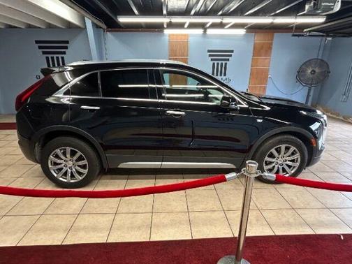 2020 Cadillac XT4 Premium Luxury