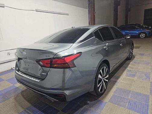 2020 Nissan Altima 2.5 SR