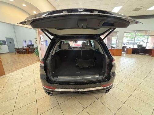 Diamond Black 2022 Jeep Grand Cherokee 4xe Overland