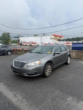 2013 Chrysler 200 Touring