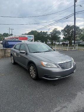 2013 Chrysler 200 Touring