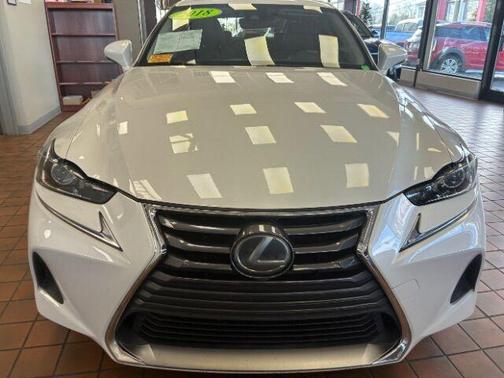 2018 Lexus IS 300 Base