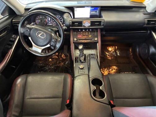 2018 Lexus IS 300 Base
