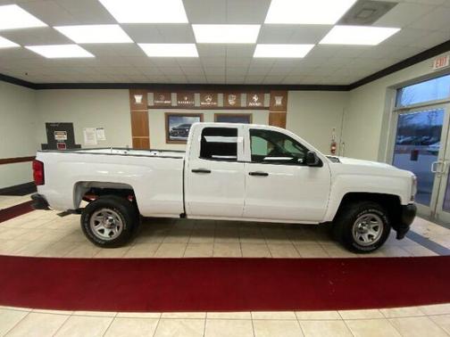 2018 Chevrolet Silverado 1500 WT