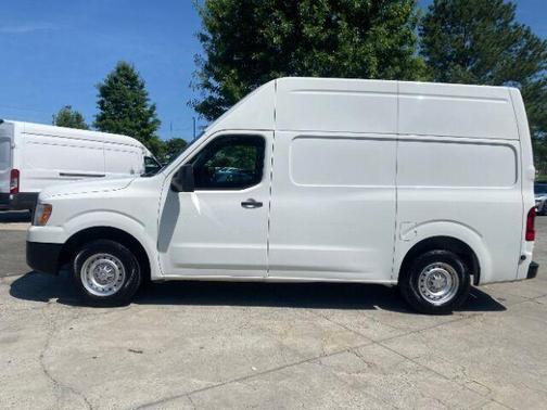 2017 Nissan NV Cargo NV2500 HD S V6/S V8