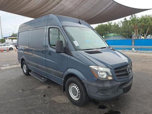 2018 Mercedes-Benz Sprinter 2500 Standard Roof