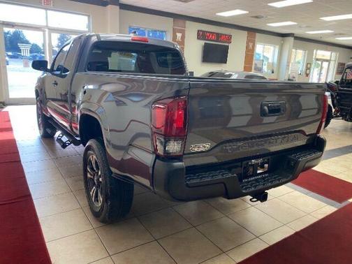 2020 Toyota Tacoma SR