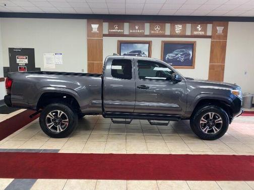 2020 Toyota Tacoma SR